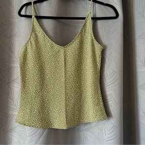 🌻5 for $25 or 3 for $18 SALE 
Abercrombie and fitch Green Polka Dot Women's Top